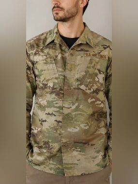 US Air Force OCP Camo Combat Uniform Shirt Small Long